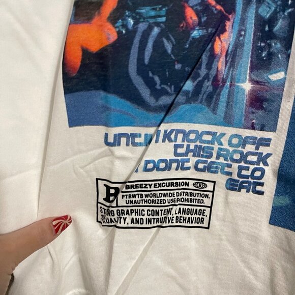 Breezy Excursion Mens NWOT White Best Doves Cry Graphic Long Sleeve Shirt Small - Picture 5 of 8